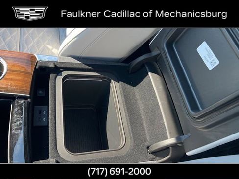 Used 2026 Cadillac Escalade Platinum Sport w/ LPO, ONYX Package image 24