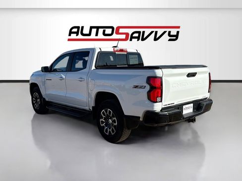 Used 2024 Chevrolet Colorado Z71 w/ Z71 Convenience Package 2 AWD/4WD image 5