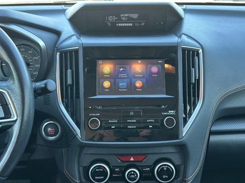 Used 2022 Subaru Crosstrek 2.0i Premium w/ Moonroof Package image 14