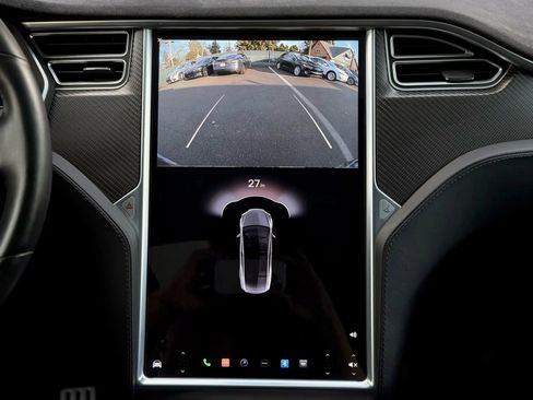 Used 2016 Tesla Model X 90D image 18