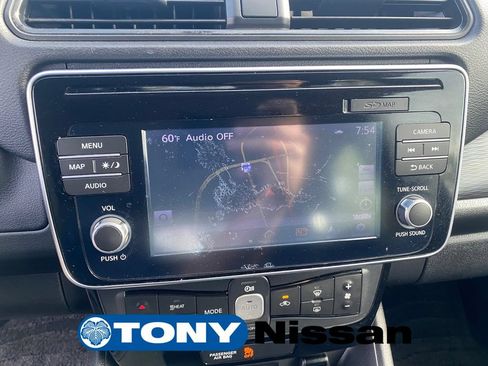 Used 2018 Nissan Leaf SV FWD image 34