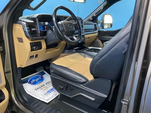 Used 2023 Ford F350 Lariat w/ Lariat Ultimate Package image 13