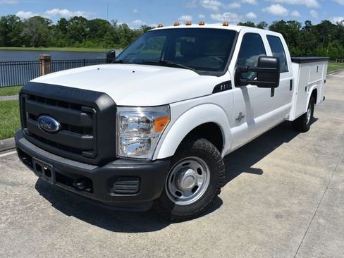Used 2013 Ford F350 XL image 2