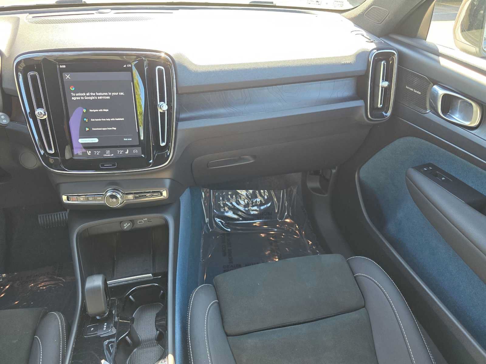 Certified 2023 Volvo XC40 Recharge Ultimate w/ Protection Package Premier AWD/4WD image 18