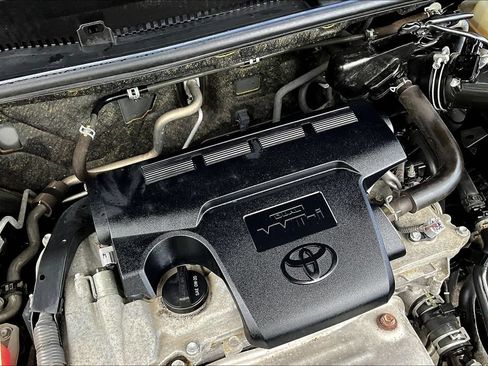 Used 2017 Toyota RAV4 Limited w/ All Weather Liner Package AWD/4WD image 33