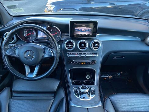 Used 2018 Mercedes-Benz GLC 300 4MATIC image 12