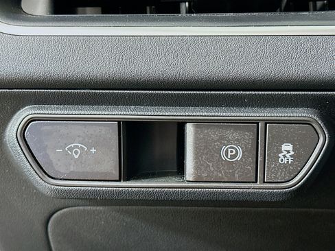 Used 2025 Kia K4 LXS image 17