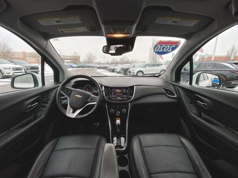 Used 2020 Chevrolet Trax Premier w/ LPO, Cargo Package image 20