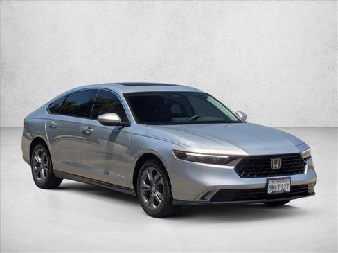 Used 2024 Honda Accord EX image 3