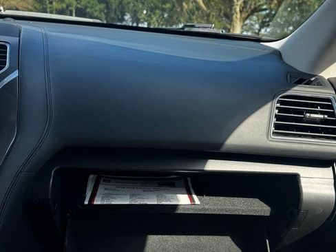 Used 2018 Ford Explorer Platinum image 25