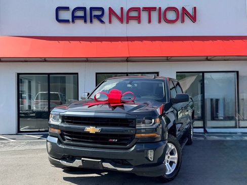 Used 2017 Chevrolet Silverado 1500 LT w/ All Star Edition AWD/4WD image 2