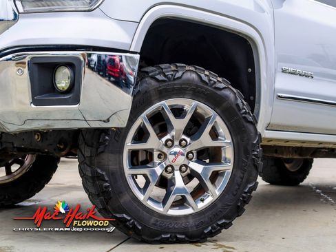 Used 2015 GMC Sierra 1500 SLT w/ SLT Crew Cab Value Package image 2