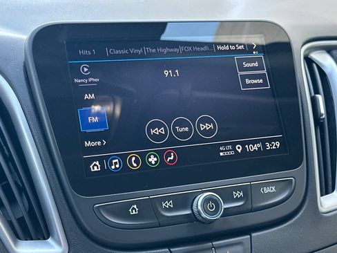 Used 2025 Chevrolet Malibu LT FWD image 18