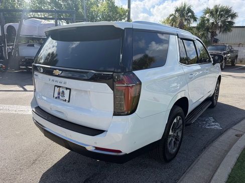 Used 2025 Chevrolet Tahoe LS image 4