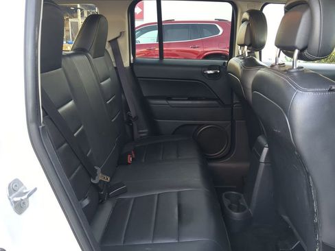 Used 2015 Jeep Patriot High Altitude image 30