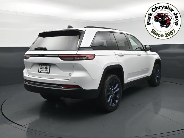 New 2026 Jeep Grand Cherokee Limited AWD/4WD image 5
