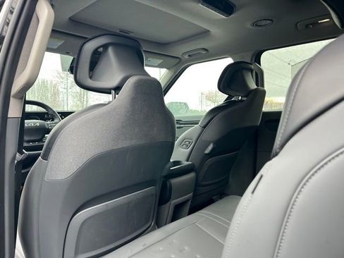 Certified 2024 Kia EV9 Wind image 11