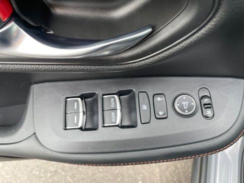 Used 2024 Honda HR-V Sport image 36