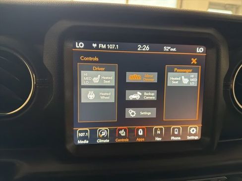 Used 2021 Jeep Wrangler Unlimited Sahara AWD/4WD image 25