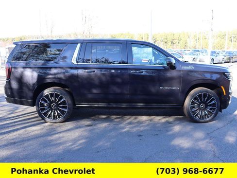 New 2026 Chevrolet Suburban High Country image 8