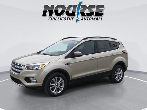 Used 2018 Ford Escape SE AWD/4WD image 4