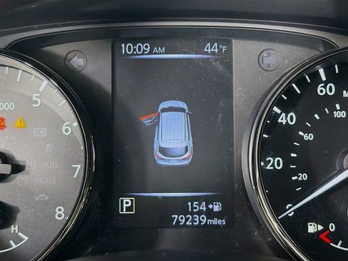 Used 2018 Nissan Rogue Sport SV w/ SV All-Weather Package image 15