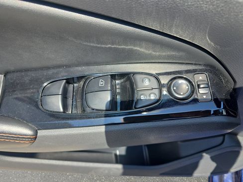 Used 2024 Nissan Altima 2.5 SR FWD image 26