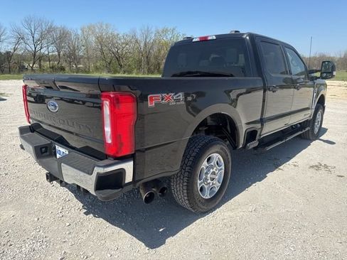 Used 2025 Ford F250 XLT w/ FX4 Off-Road Package AWD/4WD image 6