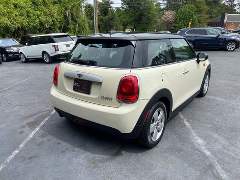 Used 2015 MINI Cooper 2-Door Hardtop FWD image 6