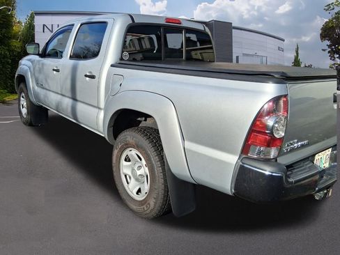 Used 2009 Toyota Tacoma PreRunner image 10