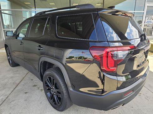 Used 2023 GMC Acadia SLT w/ Elevation Edition AWD/4WD image 3