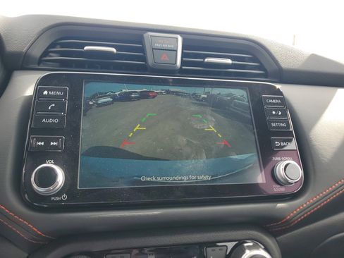 New 2025 Nissan Versa SR w/ Trunk Package image 25