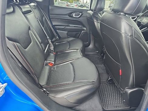 Used 2023 Jeep Compass Trailhawk w/ Trailhawk Elite Group image 8