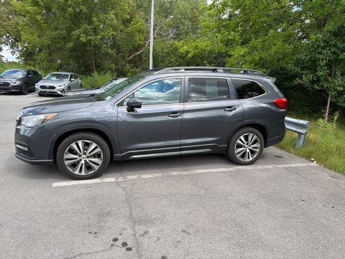 Used 2020 Subaru Ascent Limited w/ Technology Package AWD/4WD image 6