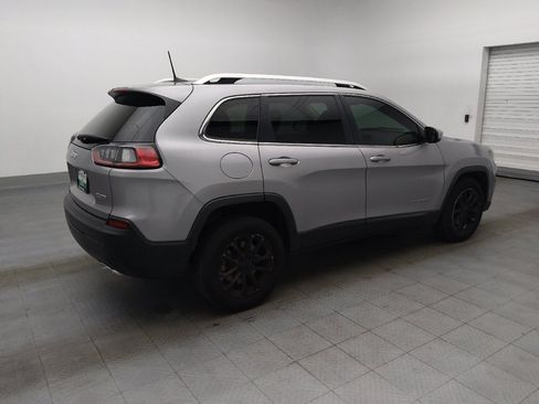 Used 2019 Jeep Cherokee Latitude w/ Popular Appearance Group FWD image 10