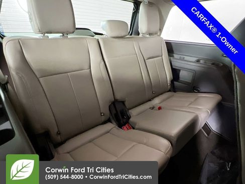Used 2021 Ford Expedition XLT AWD/4WD image 16