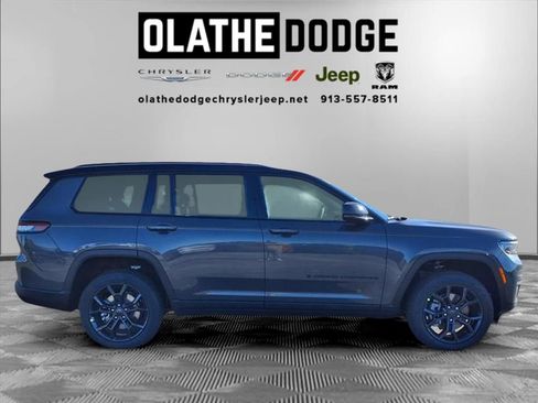 New 2025 Jeep Grand Cherokee L Limited AWD/4WD image 30