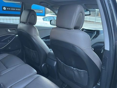 Used 2017 Hyundai Santa Fe Sport w/ 2.4L Tech Package 04 image 20