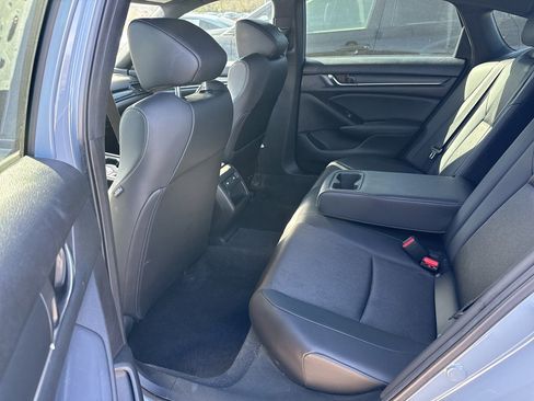 Used 2022 Honda Accord Sport image 9