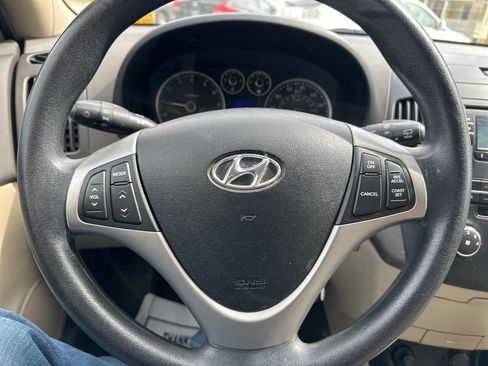 Used 2012 Hyundai Elantra w/ Preferred Pkg FWD image 17