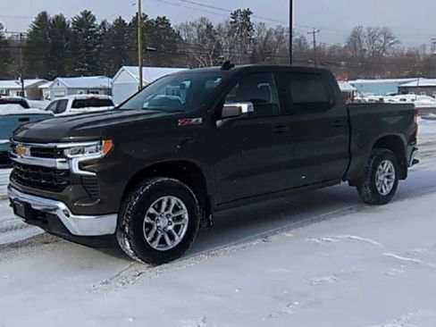 Certified 2023 Chevrolet Silverado 1500 LT w/ Z71 Off-Road Package image 4