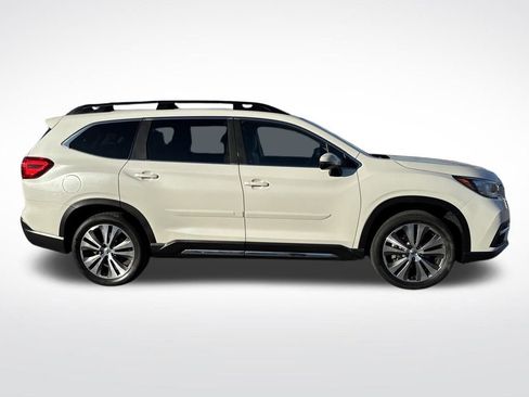 Used 2022 Subaru Ascent Limited image 7