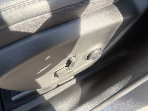 Used 2022 Jeep Cherokee Latitude Lux image 17