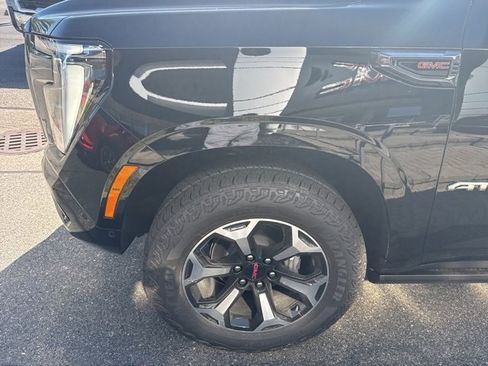 New 2025 GMC Yukon XL AT4 w/ AT4 Premium Plus Package image 4