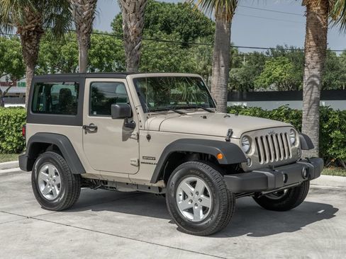 Used 2016 Jeep Wrangler Sport w/ Quick Order Package 24S AWD/4WD image 10