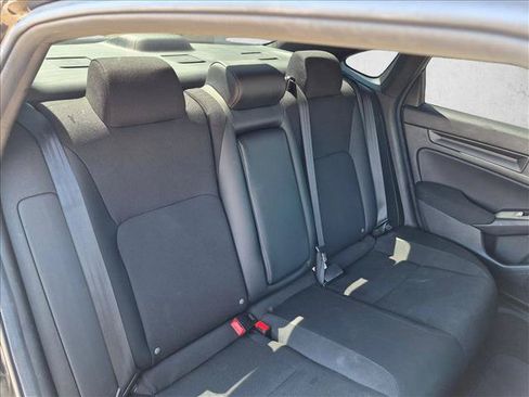Used 2025 Honda Civic Sport image 17