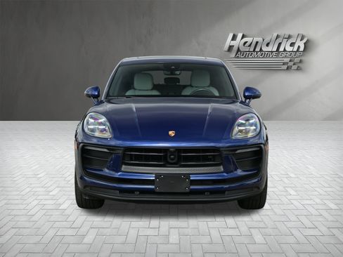 Used 2024 Porsche Macan w/ Premium Plus Package image 6