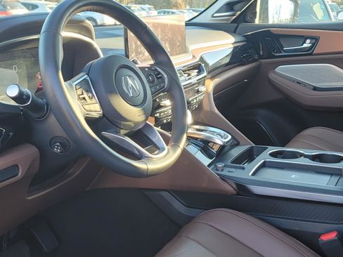 Certified 2025 Acura MDX SH-AWD w/ Technology Package image 9