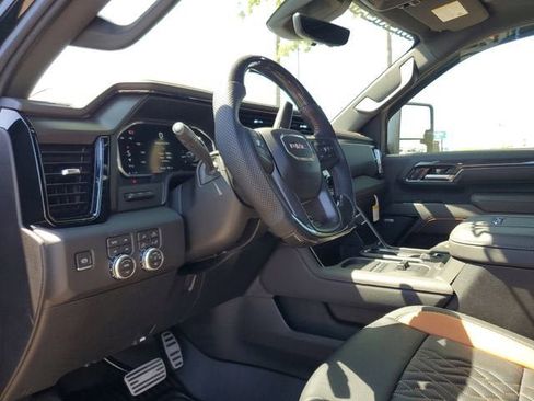 New 2026 GMC Sierra 2500 AT4 w/ Technology Package AWD/4WD image 22
