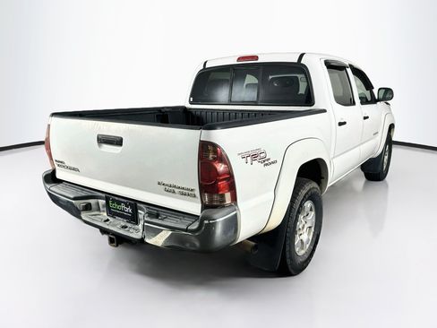 Used 2007 Toyota Tacoma PreRunner RWD image 9